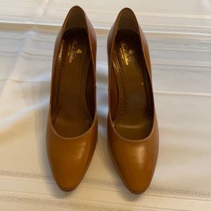Brooks Brothers Leather Heels